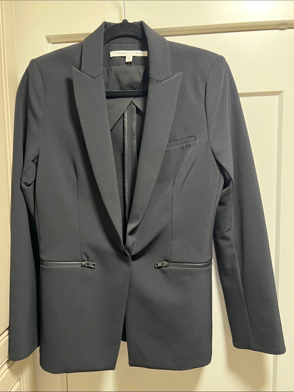 Veronica Beard Black scuba Dickey Blazer with Zip Pockets